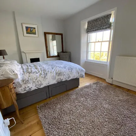 Pillar House بيت للعطل