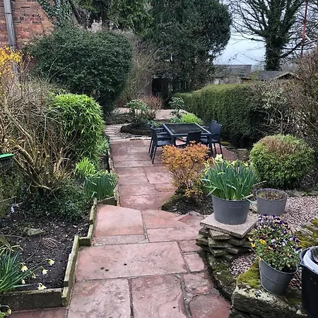 بيت للعطل Pillar House *